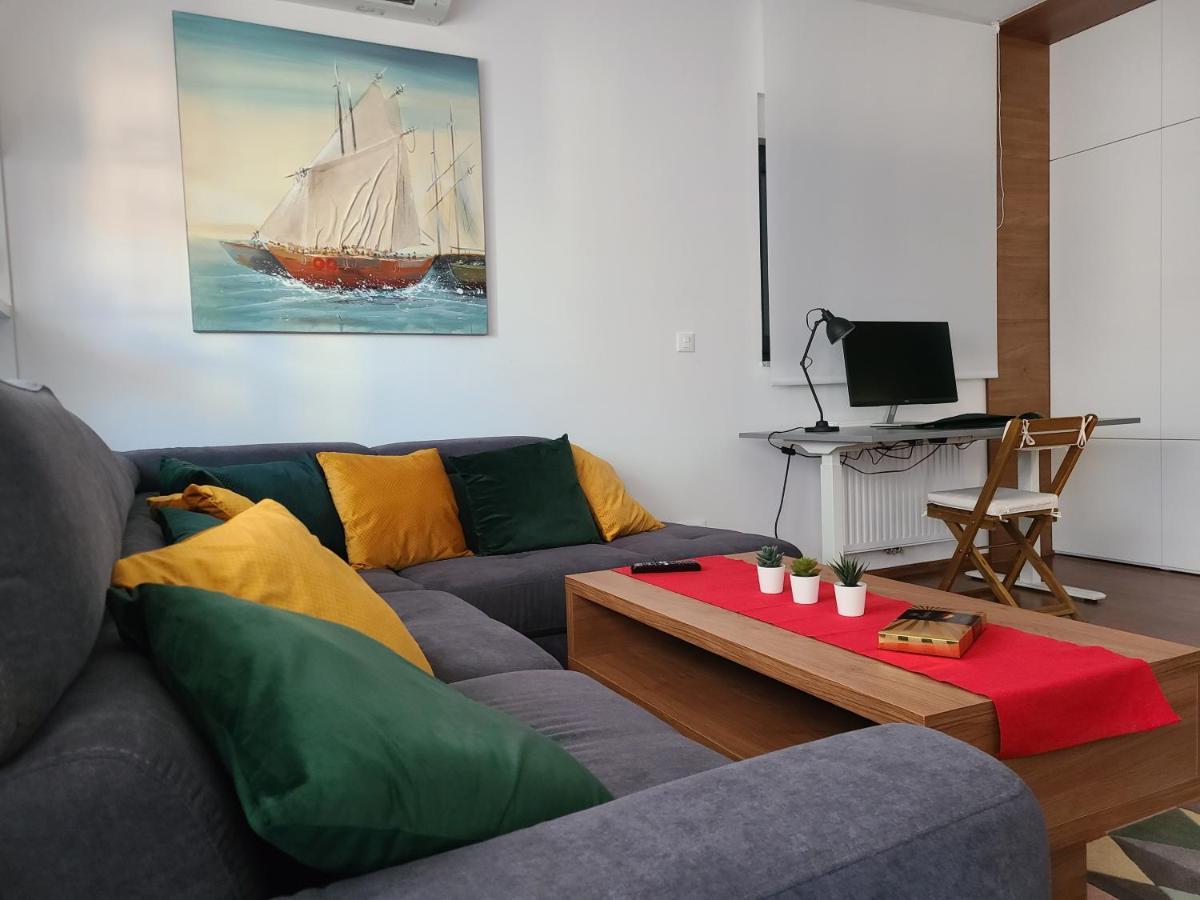 Modern 4-Star Luxury Apt - Wfh Ready, Free Parking 萨格勒布 外观 照片