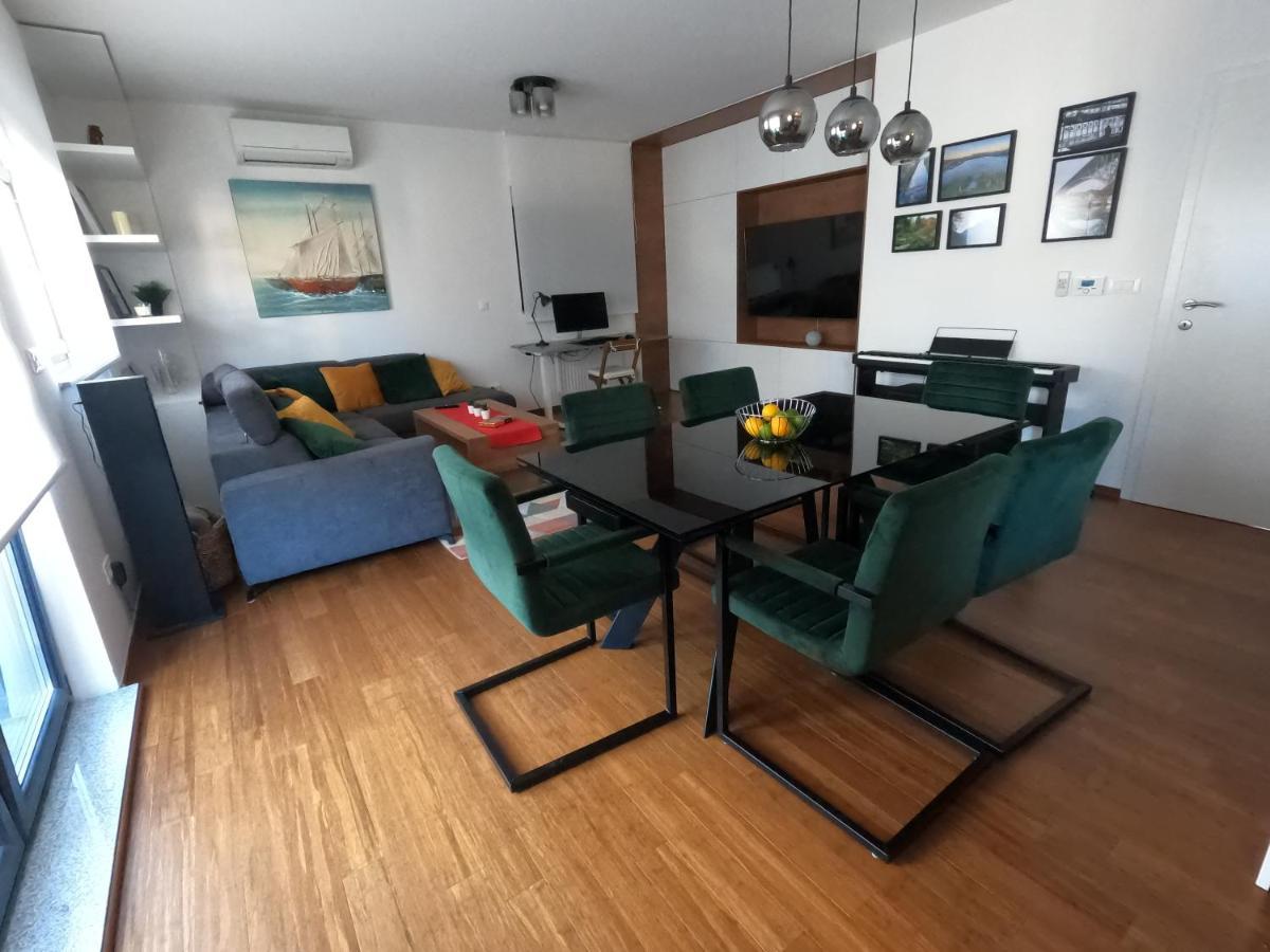 Modern 4-Star Luxury Apt - Wfh Ready, Free Parking 萨格勒布 外观 照片